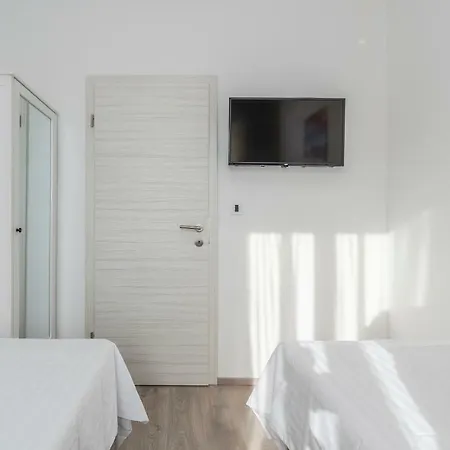 Apartment Spacious 3-Br Apartment Vita - Free Bikes & Parking Poreč