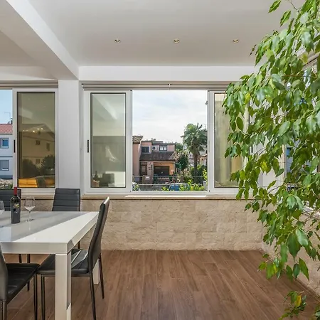 Apartment Spacious 3-Br Apartment Vita - Free Bikes & Parking