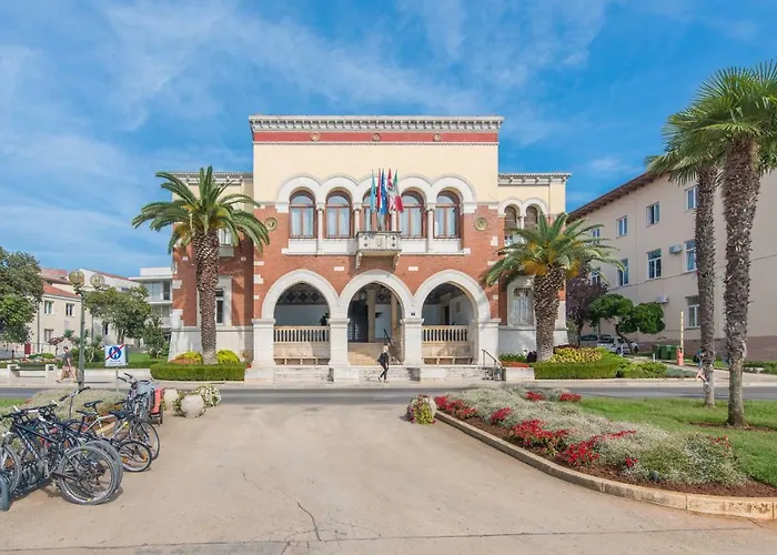 Spacious 3-br - Free Bikes & Parking Daire Poreč