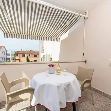 Apartments Vita *