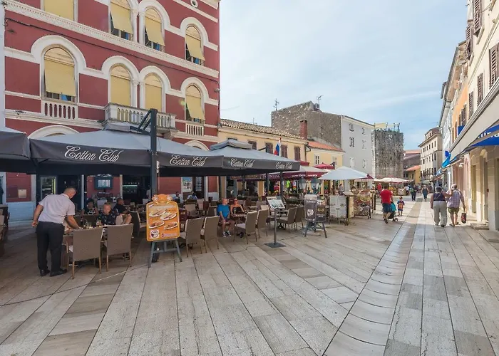 Spacious 3-Br Apartment Vita - Free Bikes & Parking Poreč