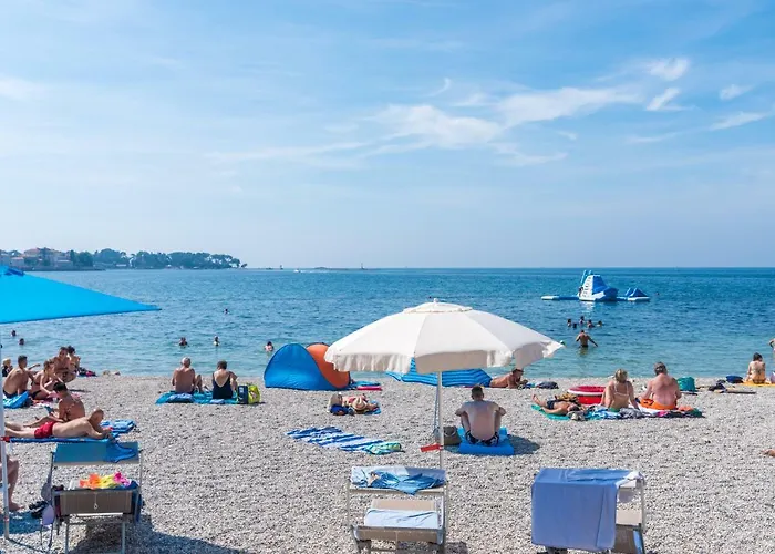 Spacious 3-Br Apartment Vita - Free Bikes & Parking * Poreč