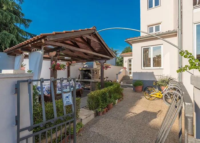 Lejlighed Spacious 3-Br Apartment Vita - Free Bikes & Parking Poreč