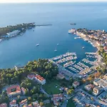Spacious 3-br - Free Bikes & Parking * Poreč