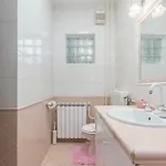 Spacious 3-br - Free Bikes & Parking Poreč